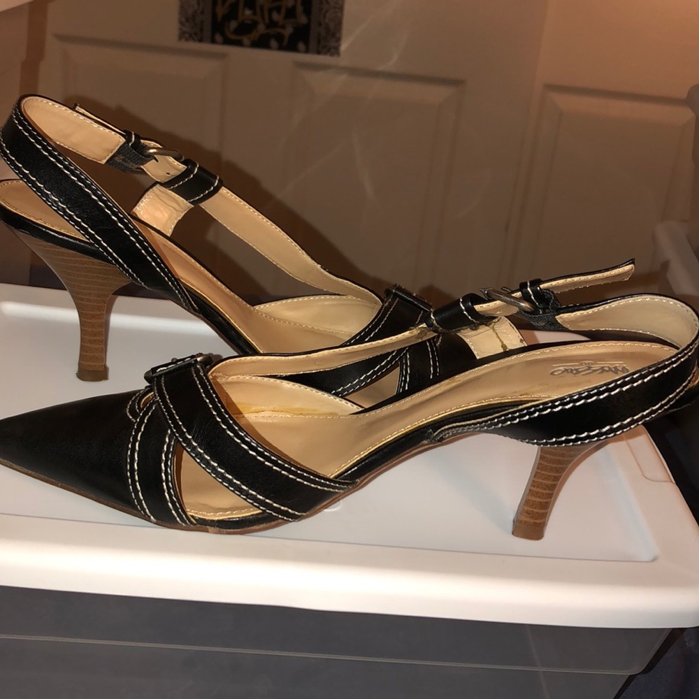 HEELS